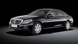 Mercedes yeni aracı S600 Guard’ı tanıttı – Foto Galeri