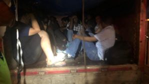 Çeşme KOM’den kaçak göçmenlere iki ayrı operasyon: 2 tutuklama