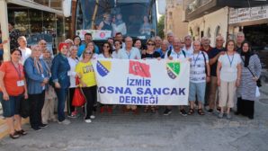 İzmir Bosna Sancak Dernek Üyeleri Srebrenitsa’yı yalnız bırmakadı