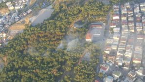 İzmir’de yerleşim yerlerine yakın alanda korkutan orman yangını