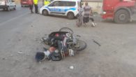 İzmir’de kamyonet ile motosiklet çarpıştı: 1 yaralı