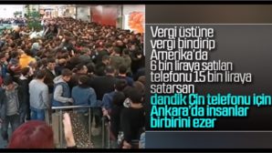 Ankara’daki AVM’de akıllı telefon izdihamı