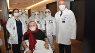 92 Yaşındaki Covid-19 Hastası Alkışlarla Taburcu Oldu